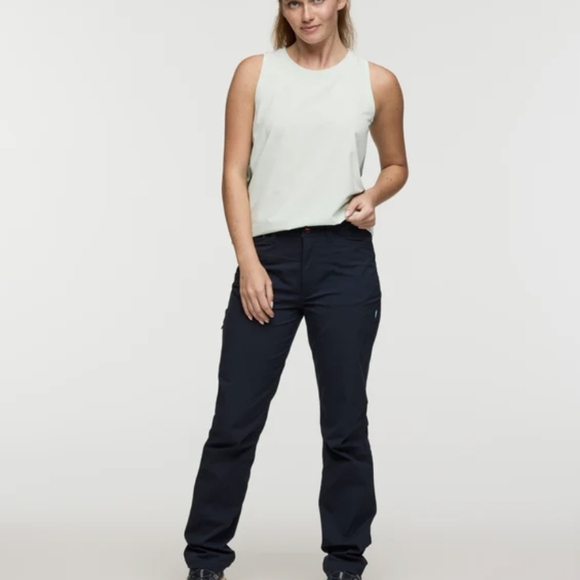 NWT Cotopaxi Coraje Tech Pants-Black